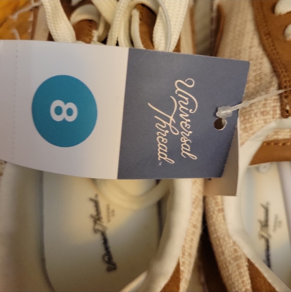 Universal Threads Perephone Tan Sneakers Size 8 - Picture 10 of 12